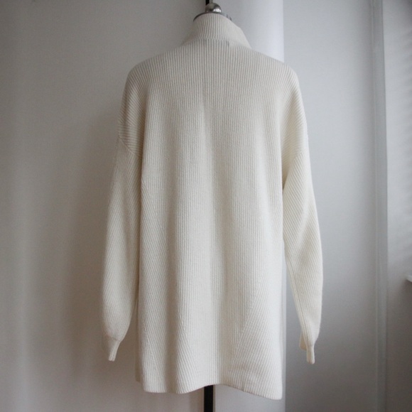 Club Monaco Quarter Zip Pullover Sweater - Picture 4 of 7